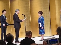 連続出品　楢崎先生