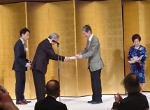 連続出品　石川先生